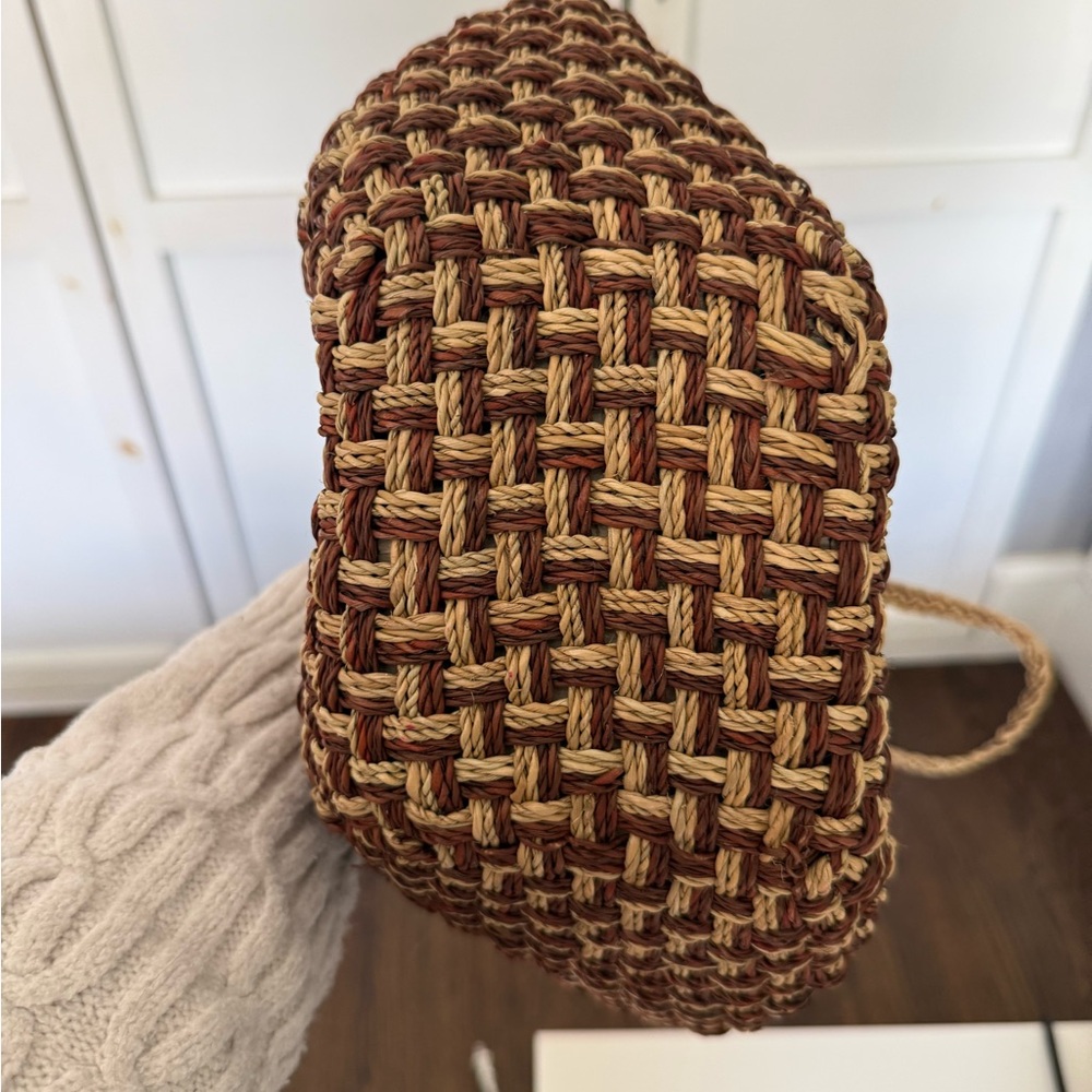 Vintage Woven Brown Tan Raffia Brown Straw Tote Bag - Picture 5 of 7